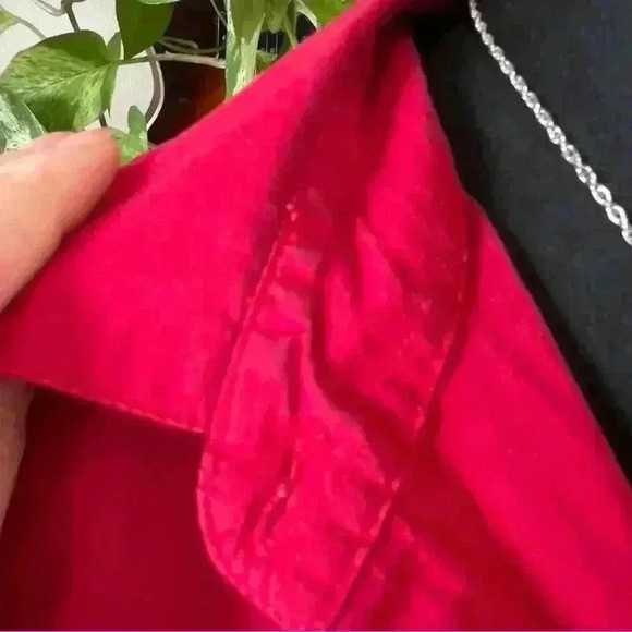 Harley Davidson Embroidered Red Collared Blouse - Size Medium - Picture 4 of 8